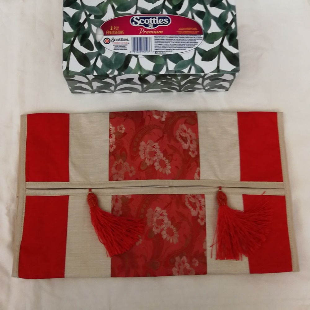 New Tissue Box Cover - Picture 2 of 6